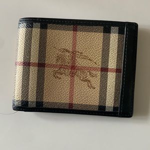 Burberry wallet